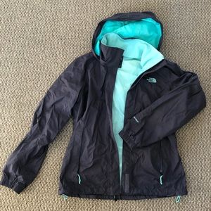 North Face rain jacket ☔️